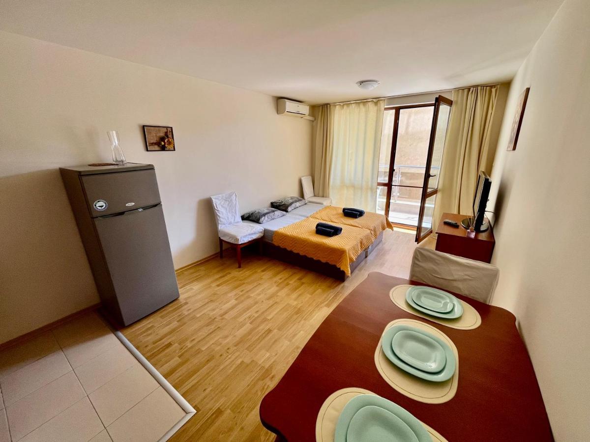 Alexandr Apartments Vigo Nesebar Exterior photo